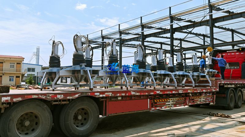 14臺(tái)3kw潛水?dāng)嚢杵貧庖惑w機(jī)發(fā)往唐山，助力氧化渠改造